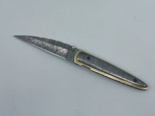 Couteau de Poche en Damas - Le Ferranel Hosteel