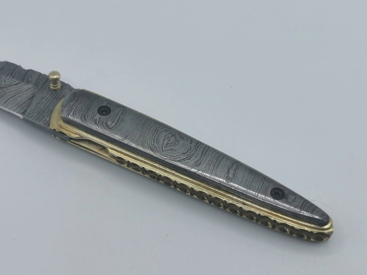 Couteau de Poche en Damas - Le Ferranel Hosteel