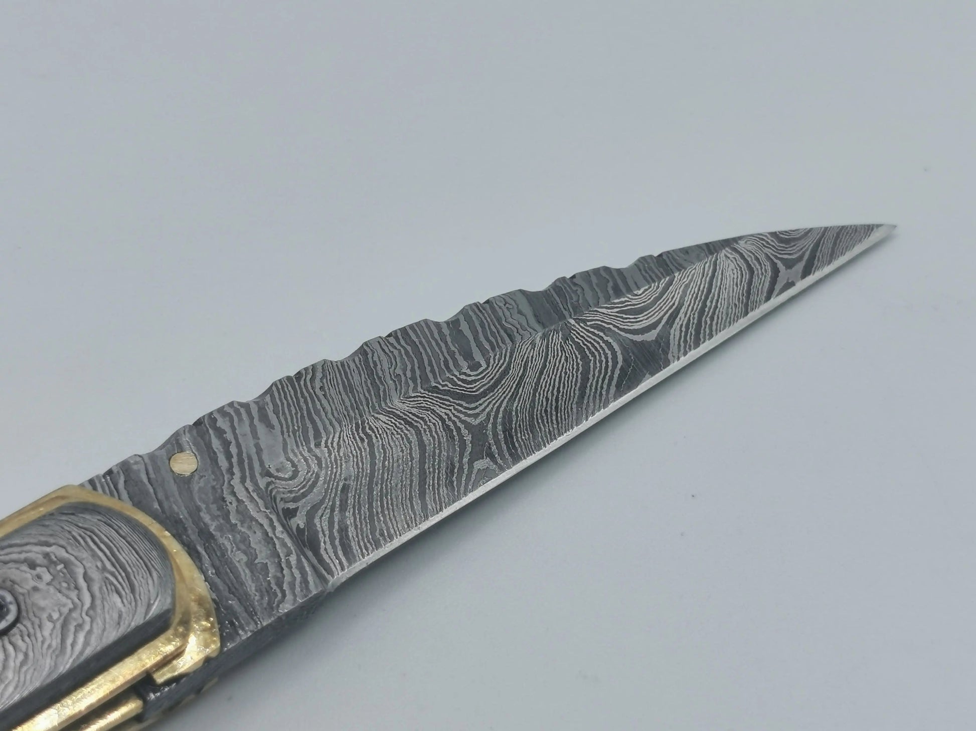 Couteau de Poche en Damas - Le Ferranel Hosteel