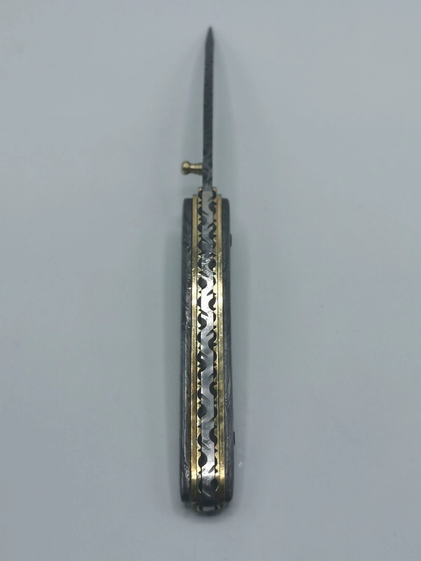 Couteau de Poche en Damas - Le Ferranel Hosteel