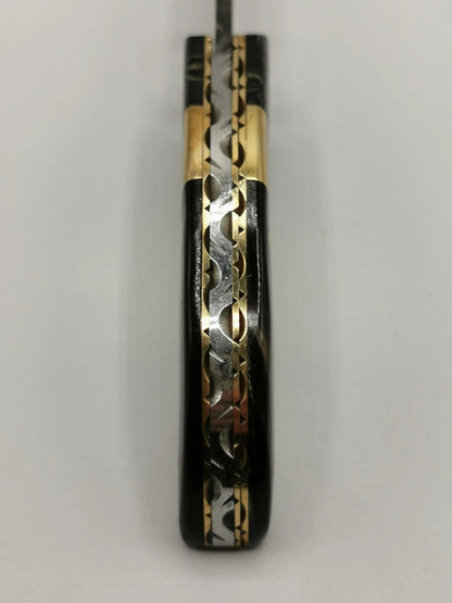 Couteau de Poche en Damas - Le Lou Venturi Hosteel