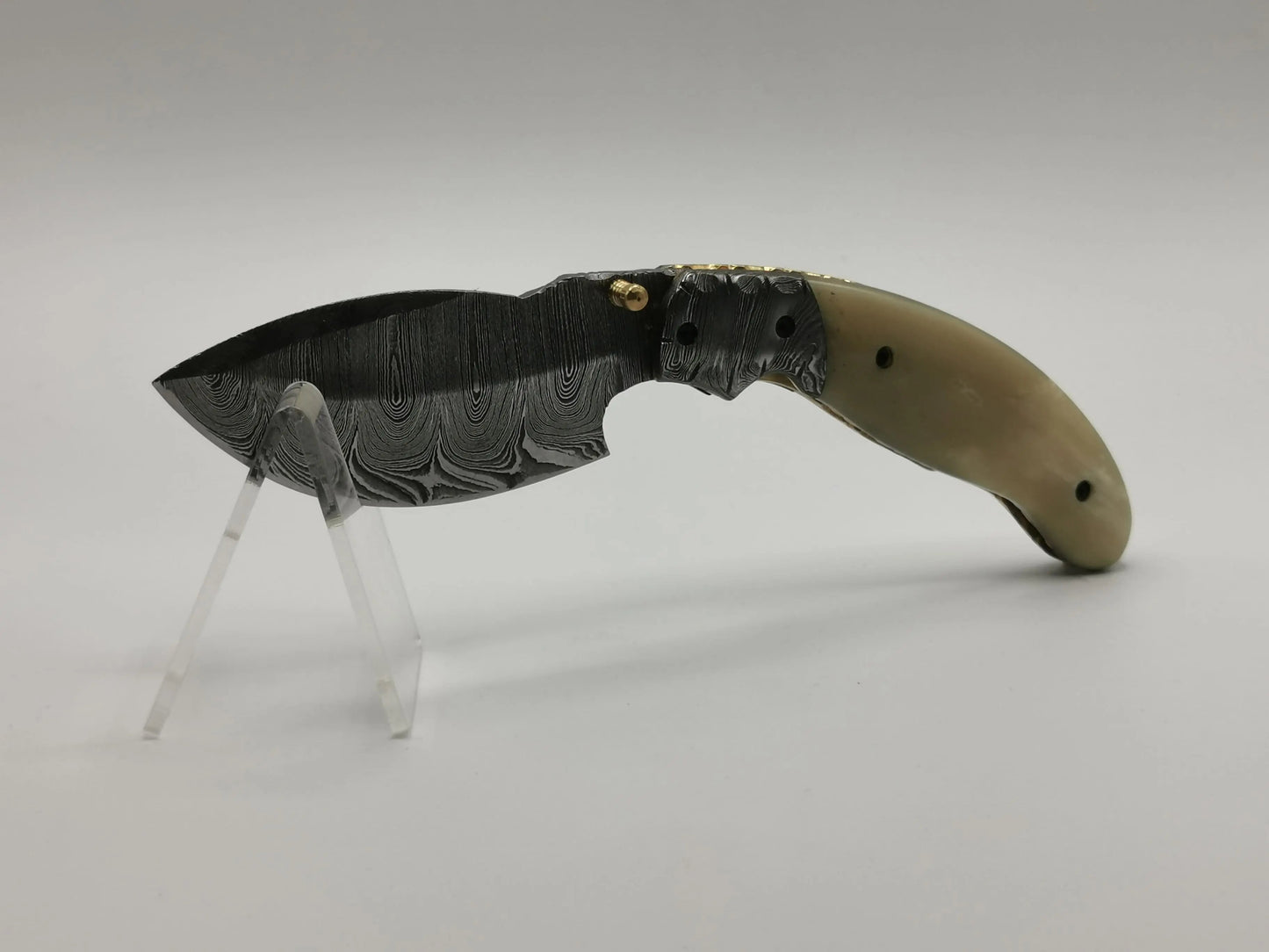 Couteau de Poche en Damas - Le Pastourel Hosteel