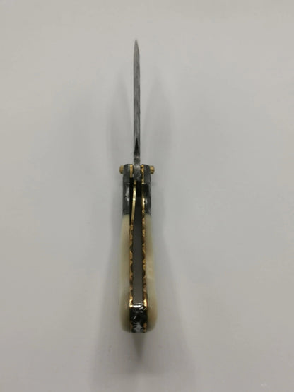 Couteau de Poche en Damas - Le Pastourel Hosteel