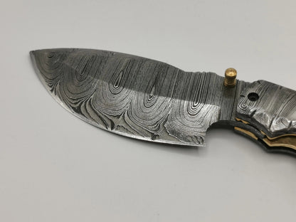 Couteau de Poche en Damas - Le Pastourel Hosteel