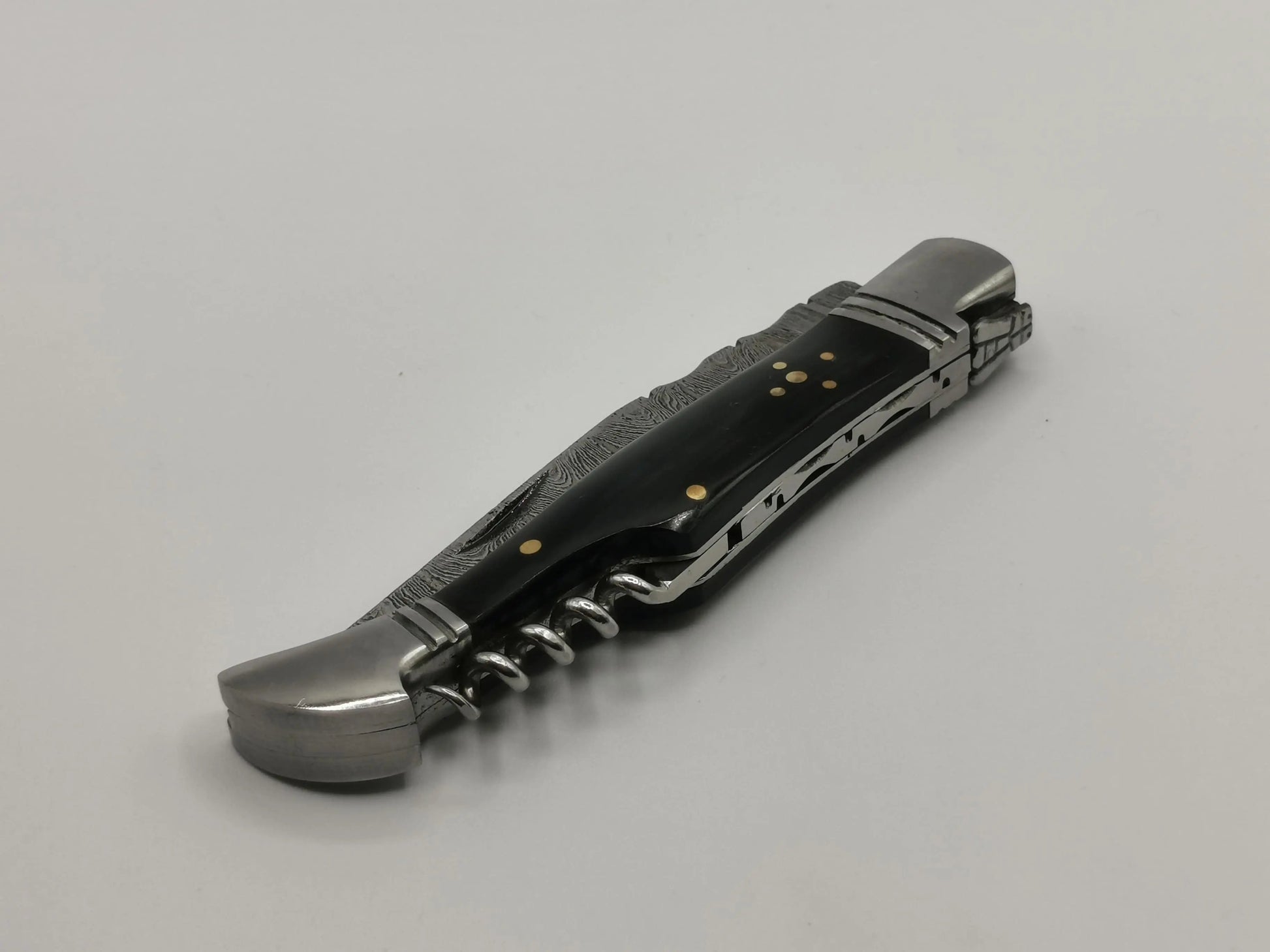 Couteau de Poche en Damas - Le Peyrasson Hosteel