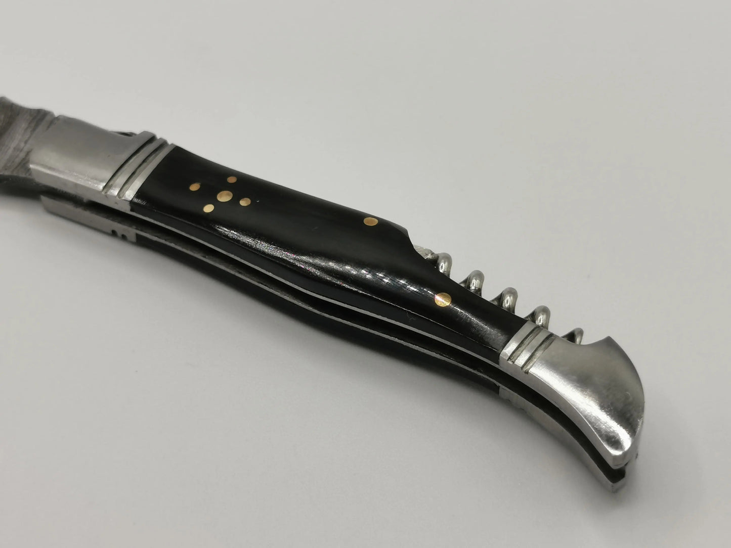 Couteau de Poche en Damas - Le Peyrasson Hosteel