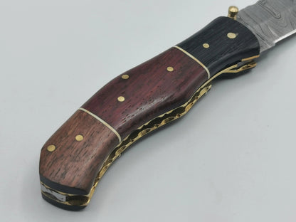 Couteau de Poche en Damas - Le Roucas Hosteel