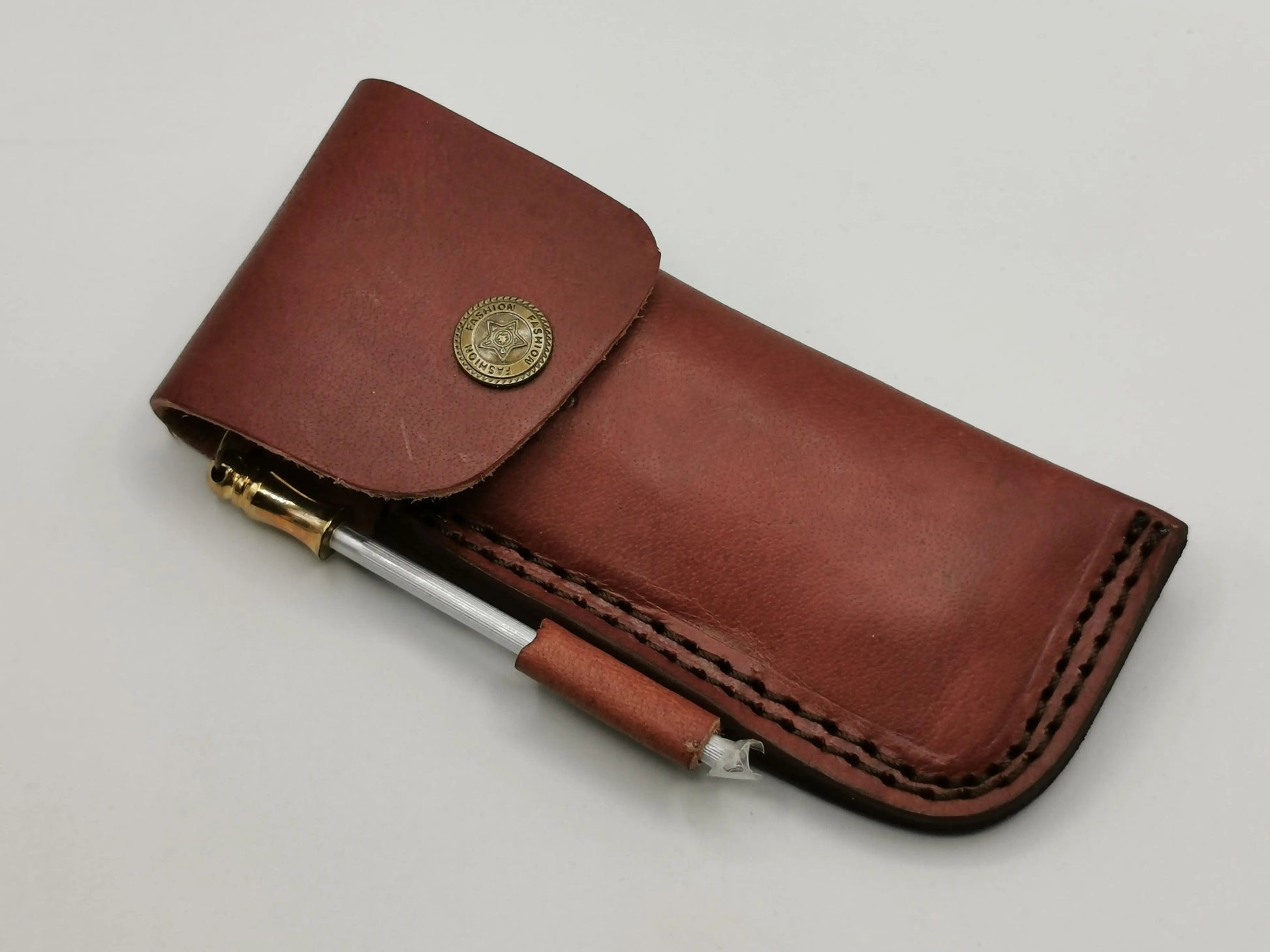 Couteau de Poche en Damas - Le Roussano Hosteel