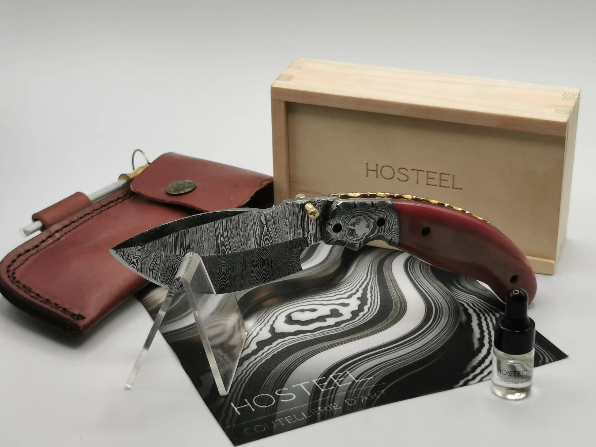 Couteau de Poche en Damas - Le Roussillon Hosteel