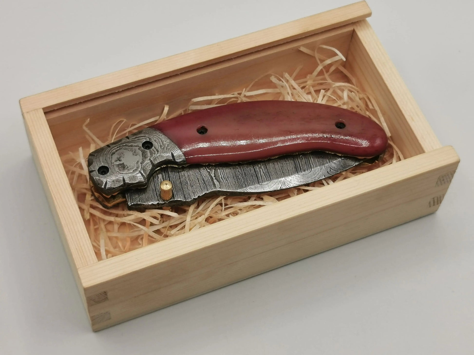 Couteau de Poche en Damas - Le Roussillon Hosteel