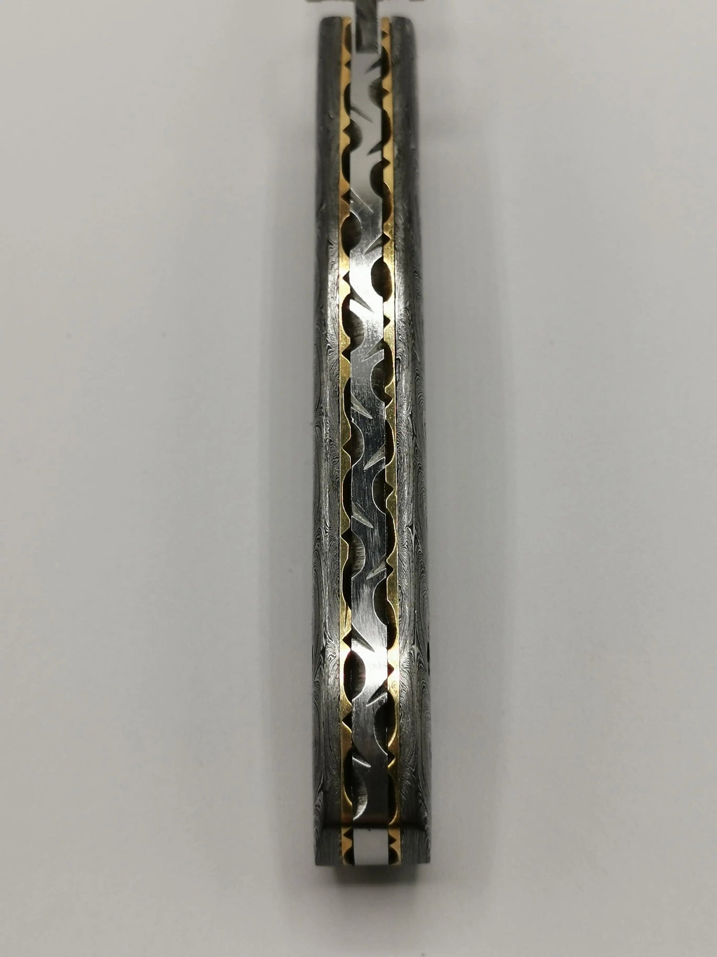 Couteau de Poche en Damas - Le Saren Hosteel