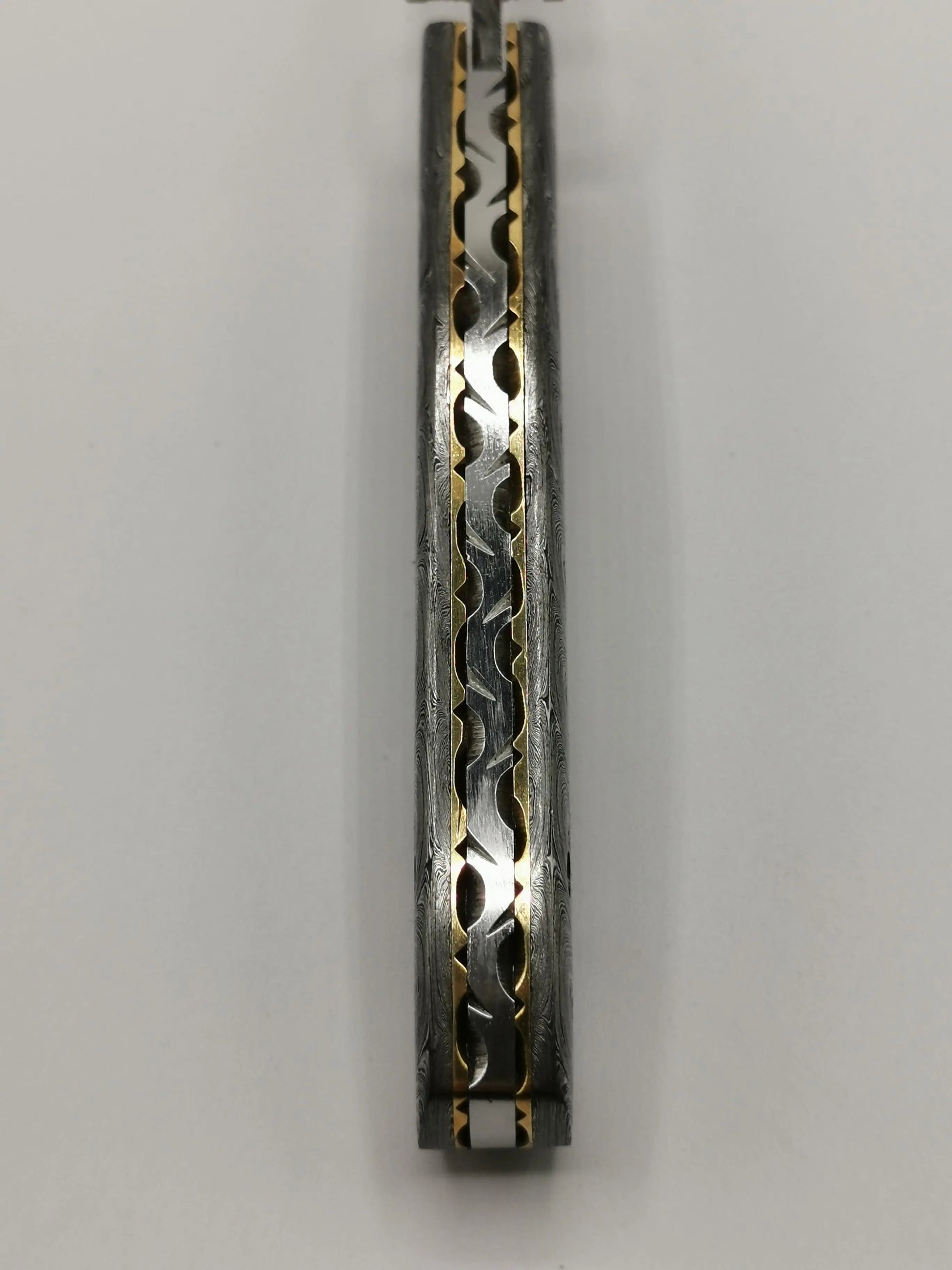 Couteau de Poche en Damas - Le Saren Hosteel