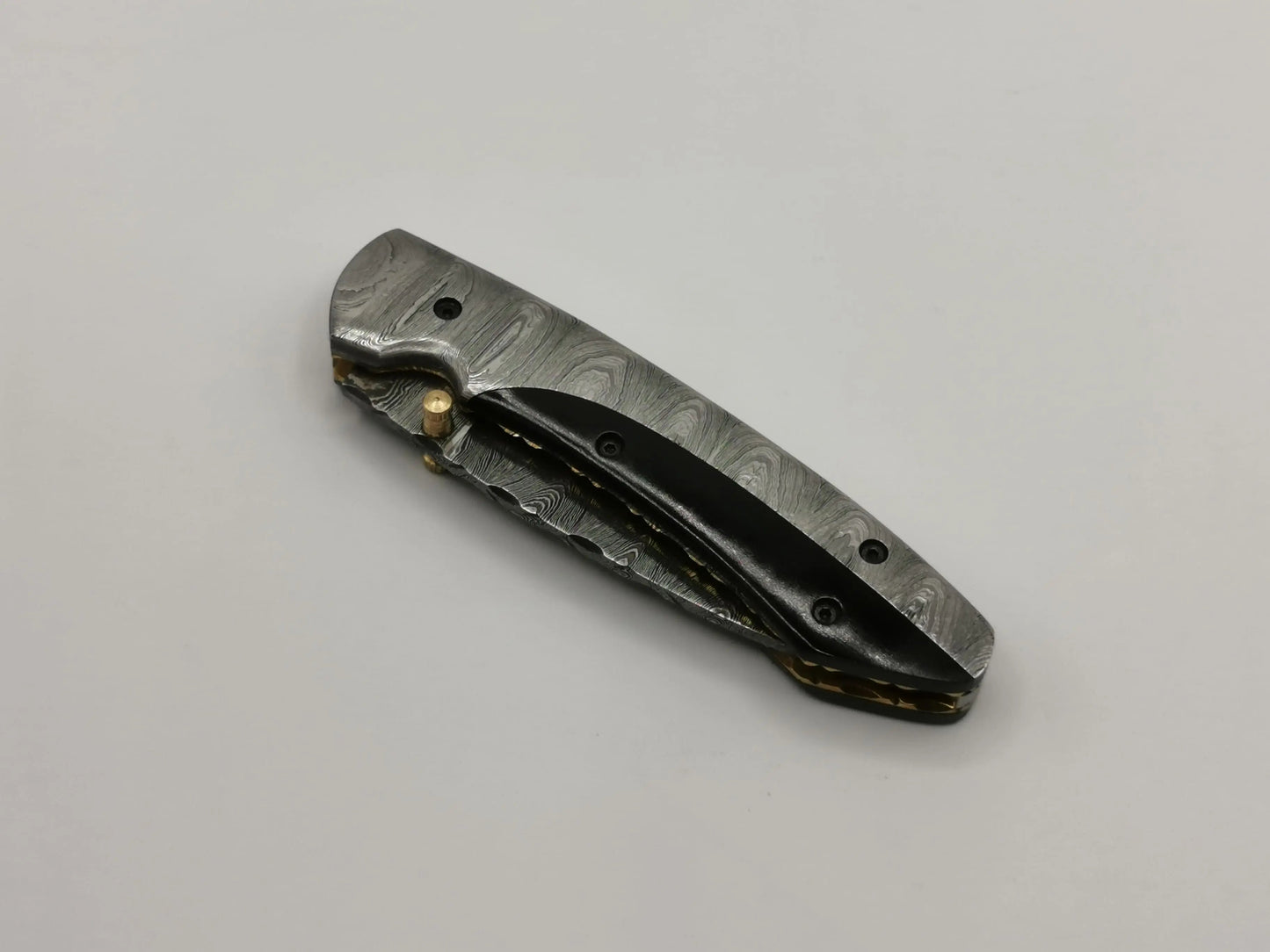 Couteau de Poche en Damas - Le Saren Hosteel