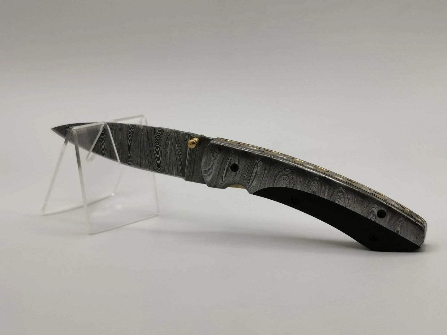 Couteau de Poche en Damas - Le Saren Hosteel