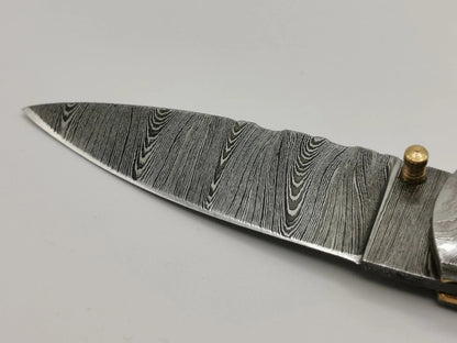 Couteau de Poche en Damas - Le Saren Hosteel