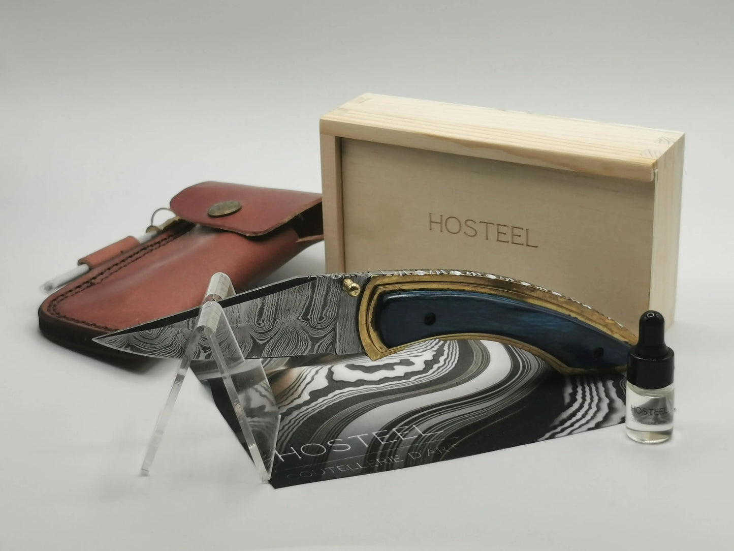 Couteau de Poche en Damas - Le Sirocco Hosteel