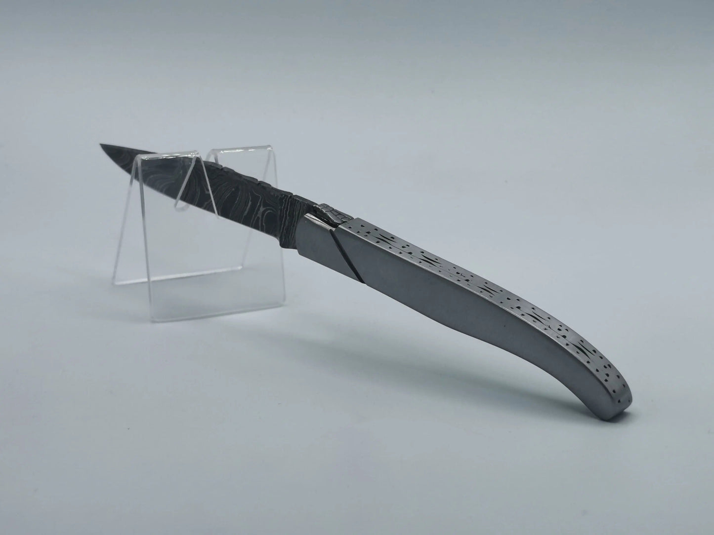 Couteau de Poche en Damas - Le Ventoux Hosteel